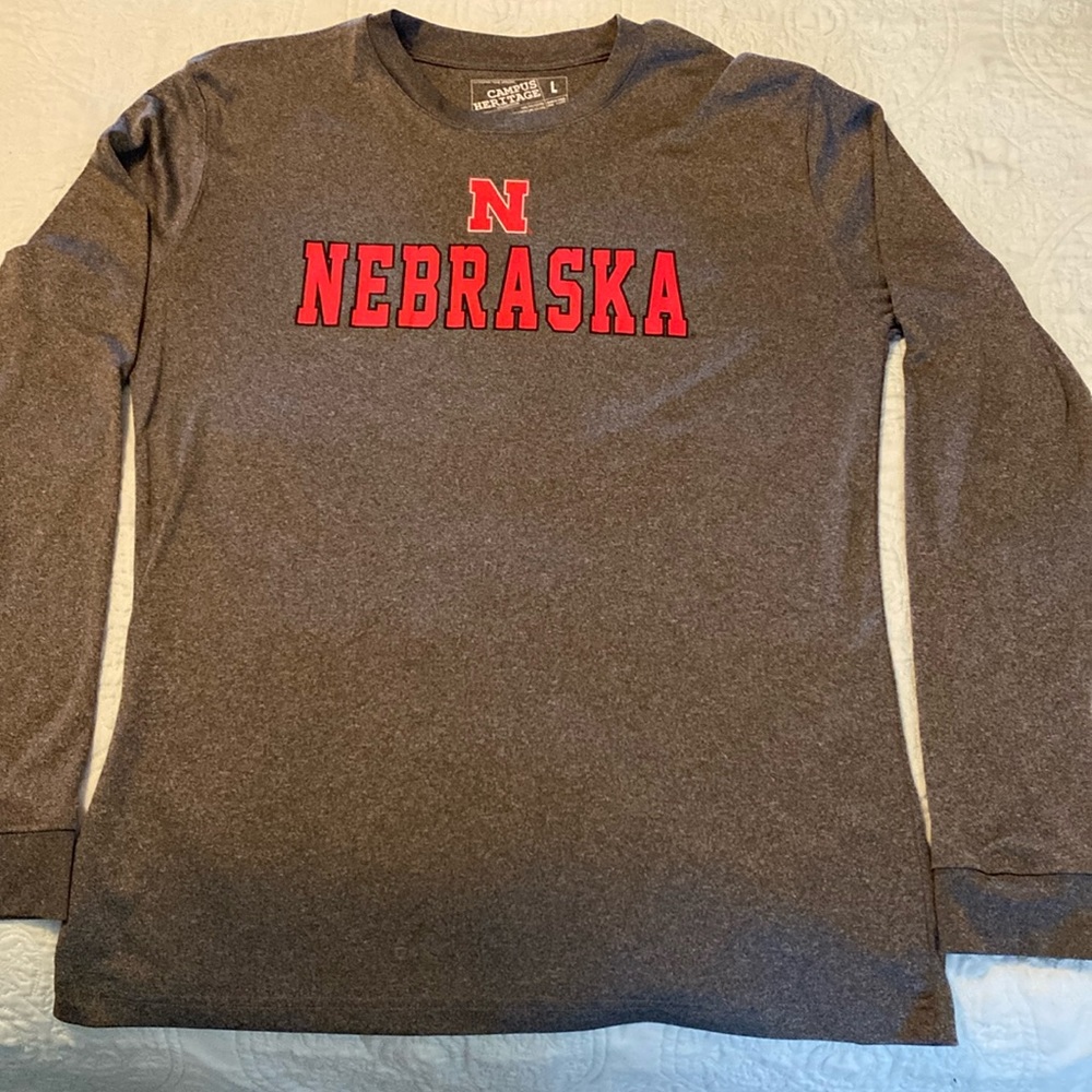 Nebraska Cornhuskers gray long sleeved shirt. Size men’s large.  Like new!